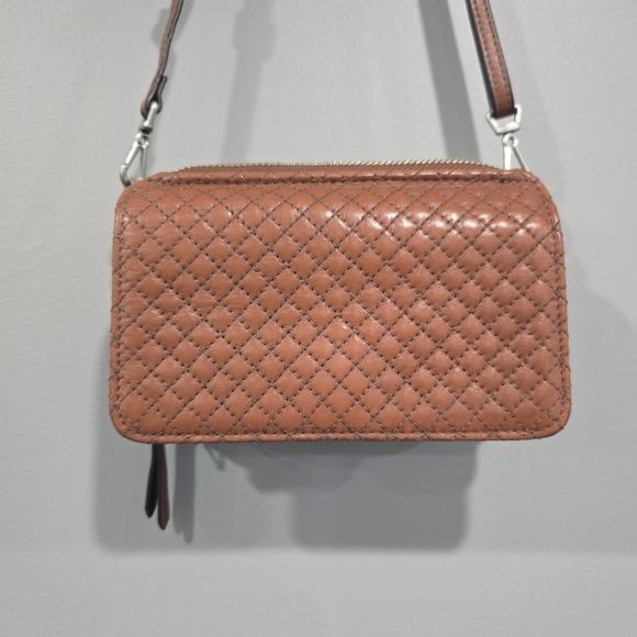 🐢 Vera Bradley Leather RFID All In One Shoulder Or Crossbody Compact Bag. - Picture 3 of 17